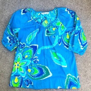 Old Navy V-neck women’s shirt with 3/4 length sleeves